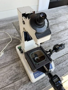 Mitutoyo TM Toolmakers Microscope - Picture 1 of 9