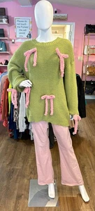 Neu ohne Etikett Listicle grün und rosa Pullover mit Schleifendetail Größe: M - Bild 1 von 3