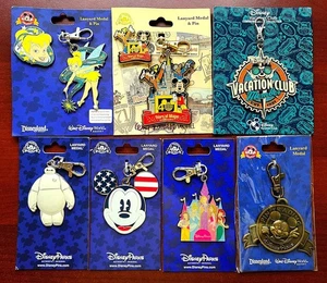 Disney Parks Pin Lanyard Medal Lot of 7 - Mickey Tinkerbell Princess 40th - Picture 1 of 9