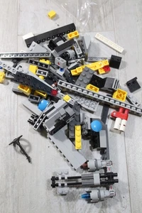 🔥 Lego Small 40+ Random Pieces Bulk Lot Build Parts Assort Colors Toys - Picture 1 of 3