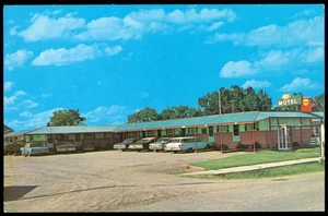 M & B MOTEL - VERMILLION, AB POSTCARD - Picture 1 of 1