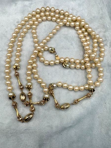 Long Faux Pearl Necklace Gold Tone Beaded Flapper Opera 60” - Picture 1 of 6