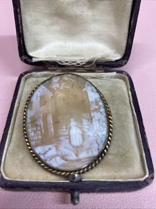 Vintage Landscape Scene Shell Cameo Brooch - Bild 1 von 4