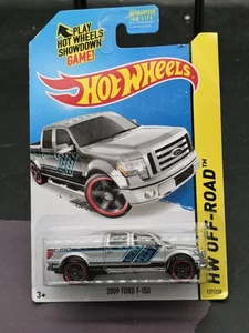 Hot Wheels - Mainline / '09 Ford F150 Dual Cab Pickup - Silver - Model x1 - Picture 1 of 2