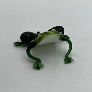 VTG Handmade Design Art Glass Frog Figurines Miniatures Hand Blown Green 1.5" - Picture 1 of 8