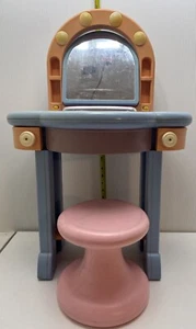 Juego de tocador para niños con espejo y taburete. RARO vintage años 90 - marca Playwell. - Imagen 1 de 17