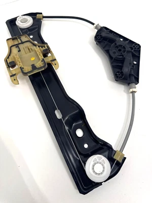 Regulador ventana trasera izquierda JEEP GRAND CHEROKEE 11 12 13 14 15 16-21 22 Foto 1 de 4