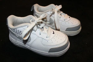 Nike Force 1 LV8 White Wolf Grey & Black 8C Jungen - Bild 1 von 6