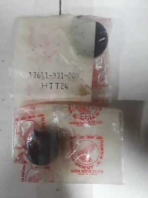 Cojín delantero de goma para tanque de combustible Honda OEM CB100K CB 100 CB125 125 NUEVO Foto 1 de 2