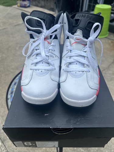 Jordan Retro 6 Kids "White Infrared" Taglia 6y Bianco Uscito 2014