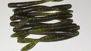 3.5 IN Paddle Tail (MARDI GRAS)-drop shot/Finesse Worms/HEAVY GARLIC 30 COUNT - Picture 1 of 3