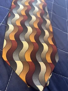 bergamo new york Men’s Necktie Tie Geometric Wavy Browns Tans Oranges 58 X 3.75” - Picture 1 of 5