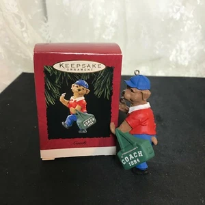 1994 Hallmark Keepsake Ornament "Coach" - Picture 1 of 2