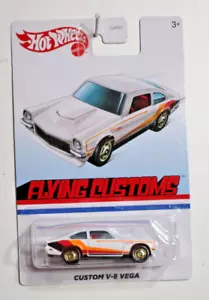 Chevrolet Chevy Custom 1972 blanco Hot Wheels Flying Customs V-8 Vega GJW93 - Imagen 1 de 1