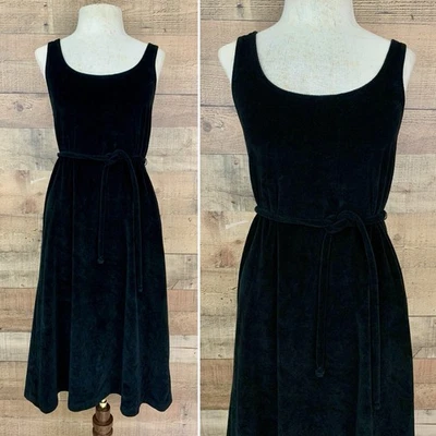 Vintage 1960s 1970s Goth Mod Velvet Belted Shift Dress Sz Small USA - Image 1 of 4