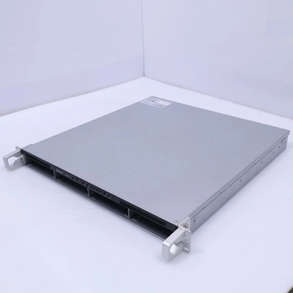 Synology RS812 4 3.5 SATA Synology OS NAS No Caddies - Image 1 of 4