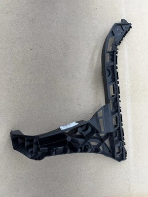 2015-2018 Volkswagen Jetta Rear Right Bumper Bracket Support OEM 5C6807376 - Image 1 of 4