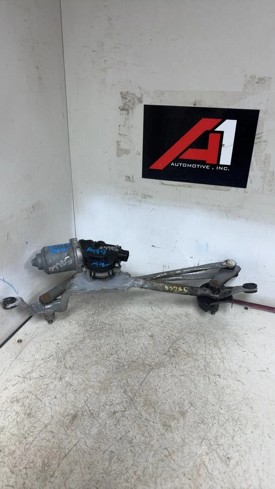 Motor limpiaparabrisas delantero Subaru Impreza 2012-2016 2,0 L con acoplamiento Foto 1 de 4