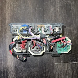 2015 JEEP Compass Patriot Fuse Relay Totally integrated Power Module 68232879AB - Picture 1 of 6