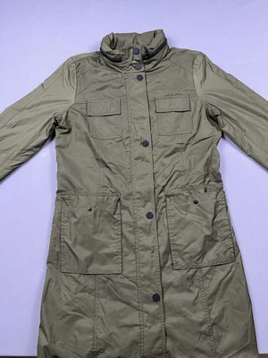 Abrigo de lluvia Tahari para mujer pequeño verde con cinturón extraíble capucha chaqueta de lluvia, sin cinturón Foto 1 de 4