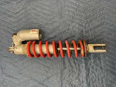 88 Honda CR250R CR250 CR 250 1988 OEM AMORTIGUADOR TRASERO SHOWA Foto 1 de 4