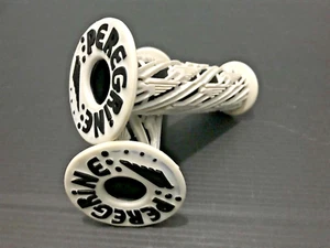 NOS Peregrine Grips White Old School BMX Haro Redline Kuwahara GT Skyway CW - Picture 1 of 7