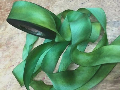 Cinta de seda teñida a mano 1" en sesgo 1yd hecha en EE. UU. Foto 1 de 2