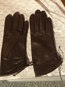 Nine West Brown Leather Gloves Women's Medium Gathered Draw Strings NWOT - Picture 1 of 1