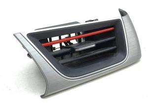 RENAULT CAPTUR II HF Frischluftgrill 687606675R 1166702102 1.60 2022 31053260 - Bild 1 von 7