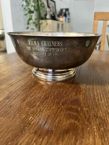 Tazón de presentación vintage Gorham plateado premio de periodismo de Oregón cabeza de cartel - Imagen 1 de 5