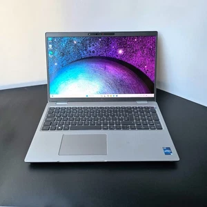 Dell Latitude 5530 15.6 4K i7 1265U 32GB Ram 1TB SSD Business Laptop UltraBook - Picture 1 of 7