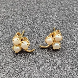 Aretes vintage de oro amarillo de 14k con poste de perlas y trébol de 1 cm 1,43 g - Imagen 1 de 9