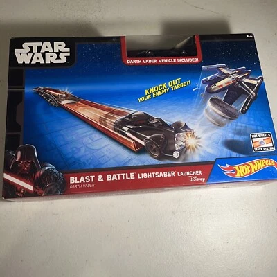 ¡NUEVO! ¡LANZADOR DE SABLES DE LUZ STAR WARS HOT WHEELS BLAST & BATTLE + COCHE DARTH VADER!  Foto 1 de 3