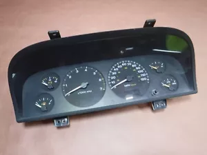 Conjunto de cuadro de instrumentos velocímetro Jeep Grand Cherokee WJ 02-04 FABRICANTE DE EQUIPOS ORIGINALES - Imagen 1 de 3