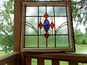 OLD ENGLISH LEADED STAINED GLASS WINDOW BEAUTIFUL DESIGN 21 1/2" W X 21 1/2" T - Picture 1 of 12
