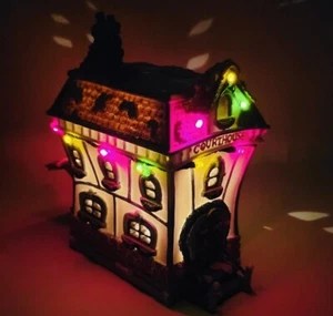 disney toontown christmas village light up brand new  - Picture 1 of 9