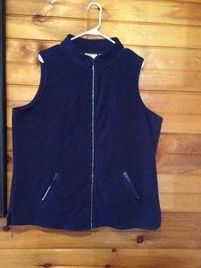 Quacker Factory Navy Blue Fleece Vest Rhinestone Zipper & Sequin Pockets 1X - Picture 1 of 8