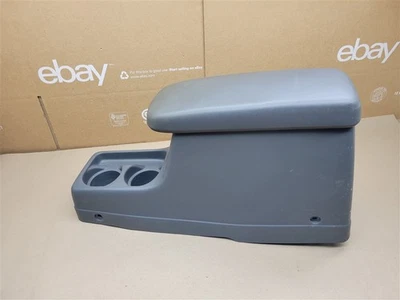 96-97 Nissan Hardbody D21 Pick Up Center Console Gray - Image 1 of 4