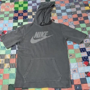 Short Sleeve Nike Hoodie Sweatshirt Size Medium Men's Gray Grey - Picture 1 of 4