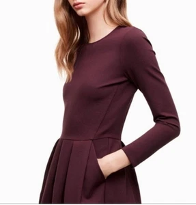 WILFRED Aritzia Women size 00 Burgundy Fit & Flare Dress Pockets Japanese Fabric - Picture 1 of 11