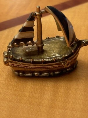 Monet Gold And Green Sailboat Collectible Enamel Keepsake Trinket Box. - Image 1 of 4