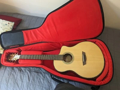 Washburn Bella Tono Elite W/Case  - Image 1 of 4