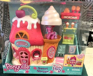 My Little Pony G3 Ponyville Sweet Shoppe Playset Sweetberry MIB ungeöffnet neu 2006 - Bild 1 von 3