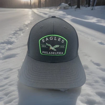 Boné Philadelphia Eagles 47 marca promocional malha misteriosa caminhoneiro stretchfit H39 - Imagem 1 de 4