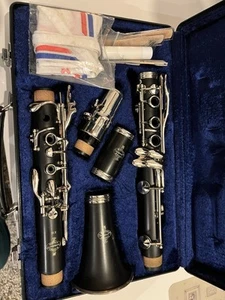 BUFFET CRAMPON E11 KLARINETTE NEU, ungespielt mit Zubehör und Unterlagen - Bild 1 von 7