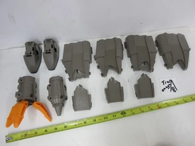 vintage Transformers G1 Omega Supreme Lot Claw Thruster Leg Feet PARTS ONLY - Image 1 of 4