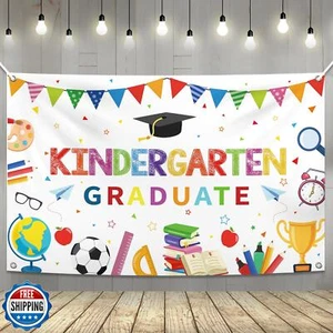 YQUQWN, pancarta de graduación de jardín de infantes - extra grande, 72x44 pulgadas, jardín de infantes - Imagen 1 de 5