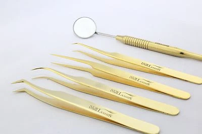 Pinzas de extensión de pestañas rectas o curvas o volumétricas de acero inoxidable doradas Foto 1 de 4