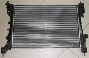 Radiatore Fiat Grande Punto 1.2 - 1.4 Benzina Dal 2005 - - Foto 1 di 1