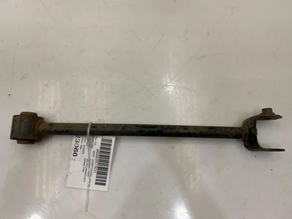 Brazo de control inferior trasero B Honda Accord 08 - 17 lado izquierdo o derecho OEM 52350TA0A00 Foto 1 de 4